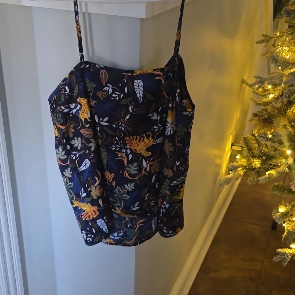 J. Crew Navy and Yellow Animal Print Top sz 8 - Picture 3 of 4